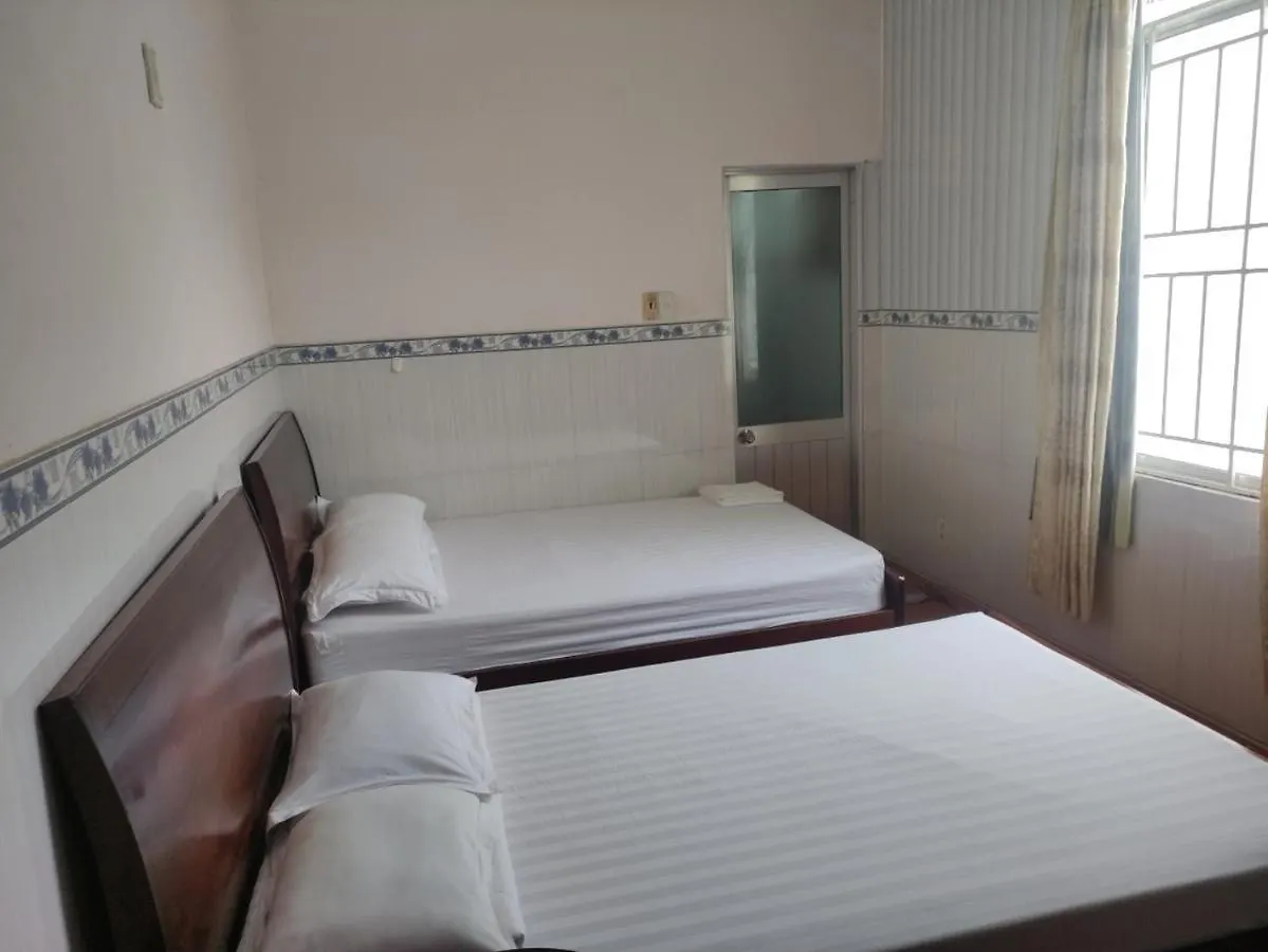 Hotel Khach San Phu Phuong Nha Trang 0*,  Vietnam